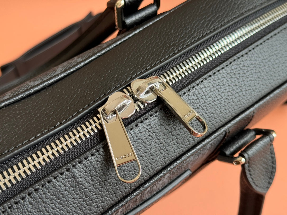 JUMBO MEDIUM BRIEFCASE 36.5 IN EXTRA DARK GREEN GG CALFSKIN