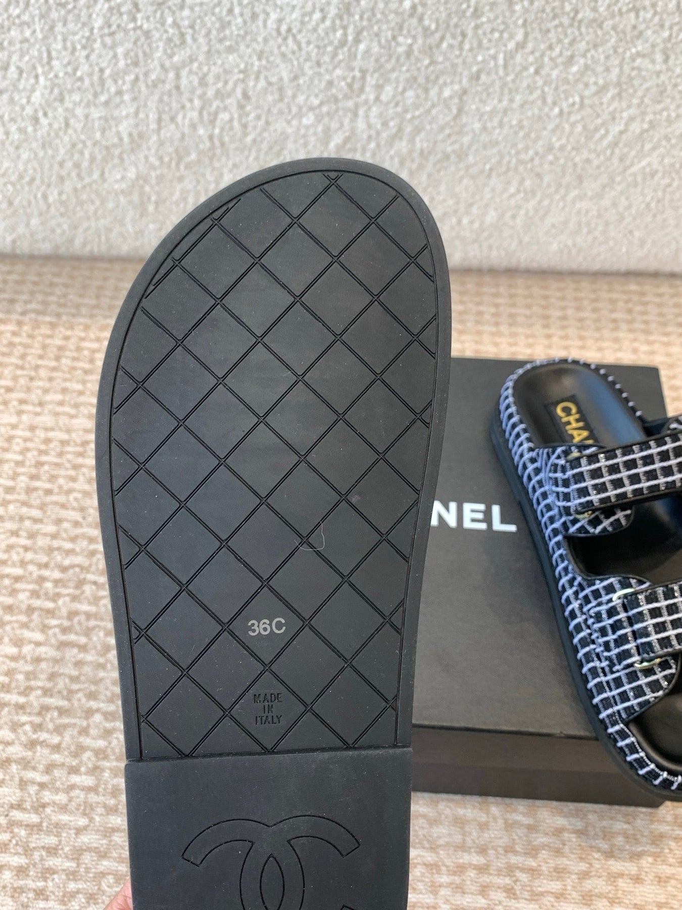 DAD SANDAL IN BLACK MIX WHITE DENIM FABRIC MULE