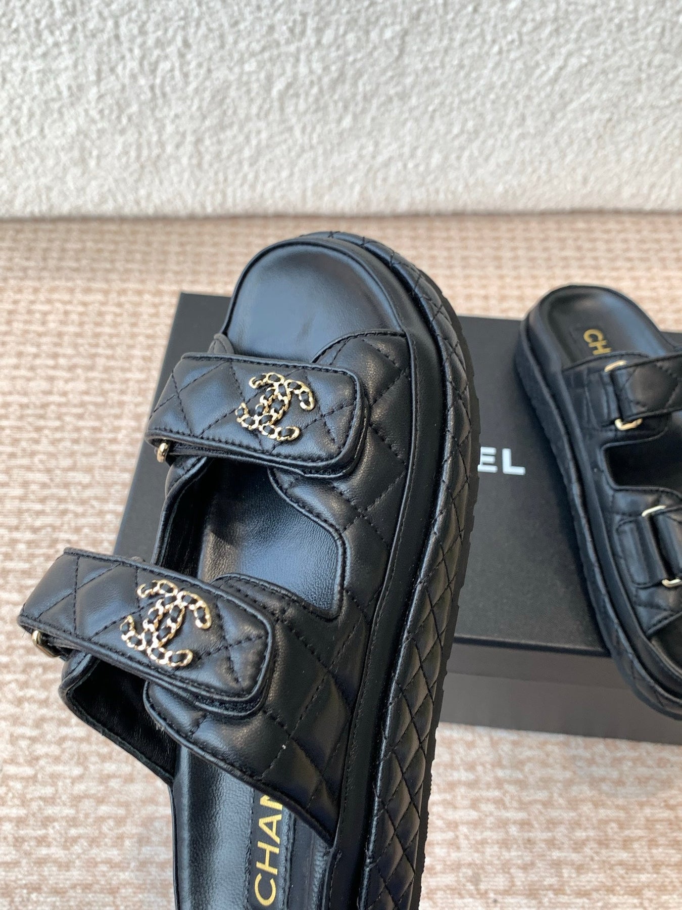 DAD SANDAL IN BLACK CALFSKIN MULE