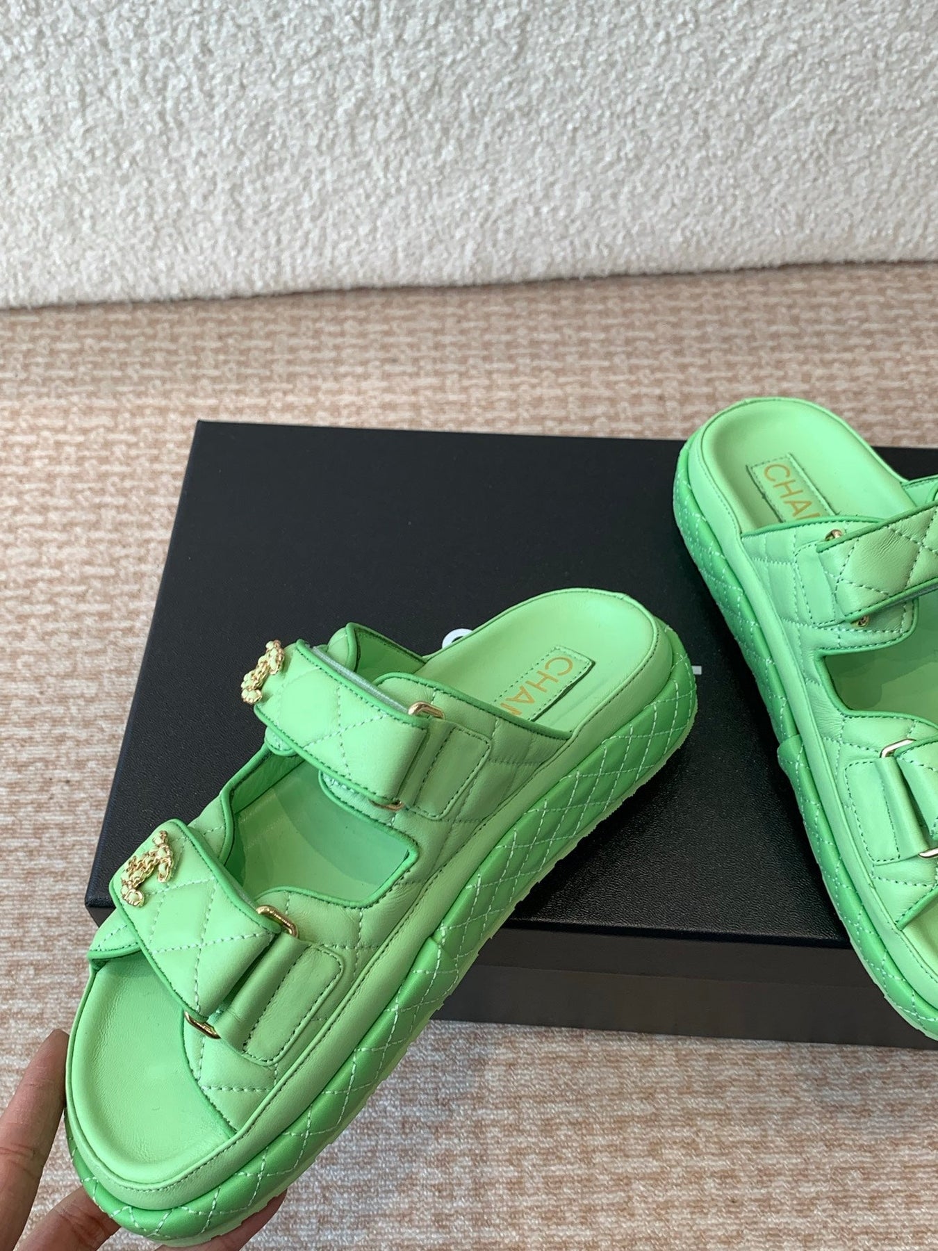 DAD SANDAL IN TEA GREEN CALFSKIN MULE