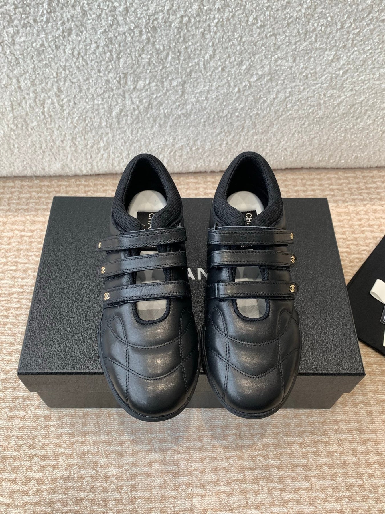 MARY JANE SNEAKERS IN BLACK LAMBSKIN