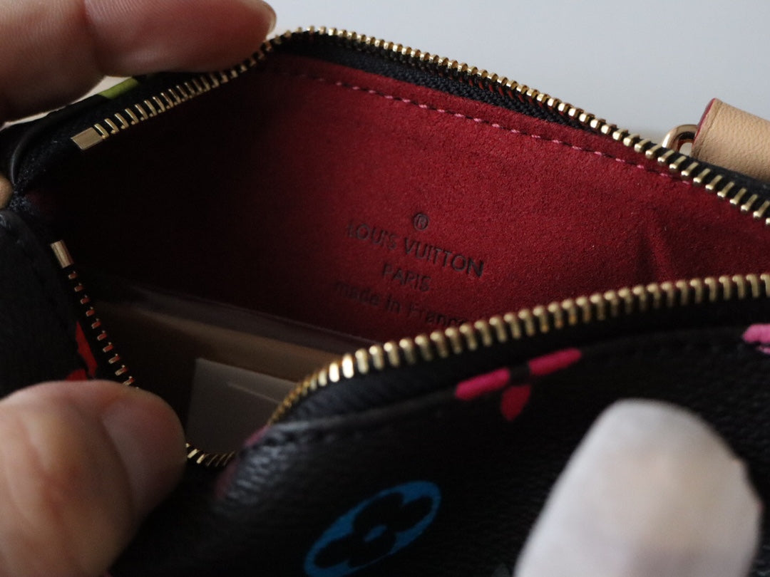 EAST WEST 15 BAG IN BLACK MIX COLORFUL CALFSKIN