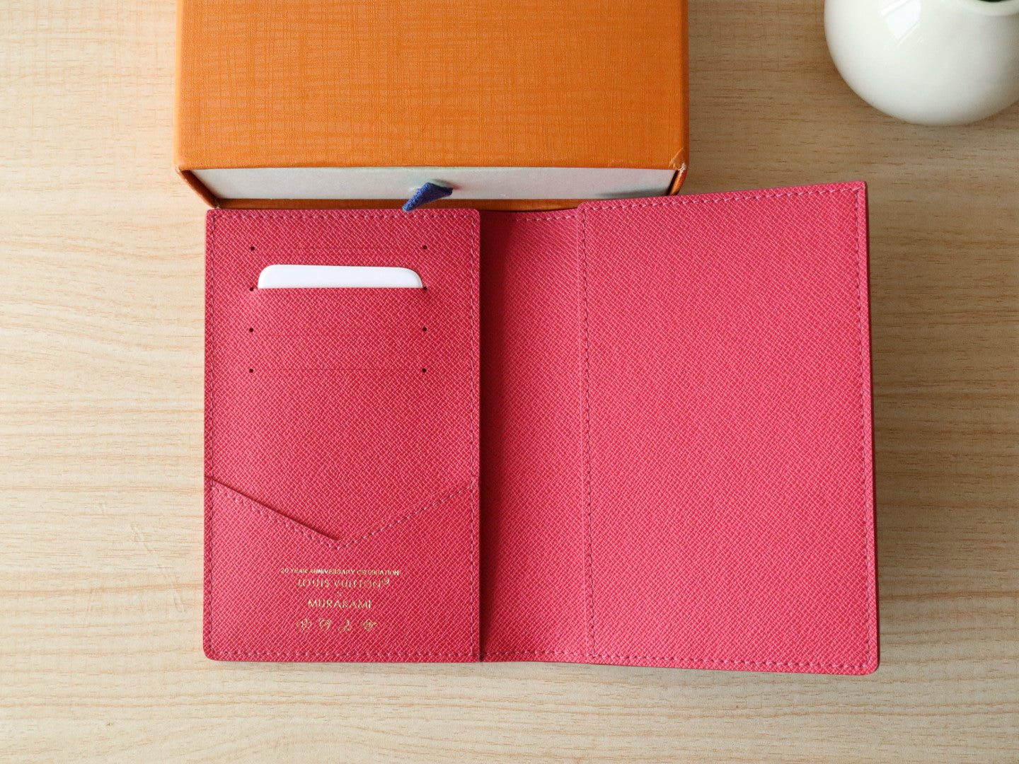 DOLL PASSPORT WALLET IN WHITE MIX COLORFUL CALFSKIN