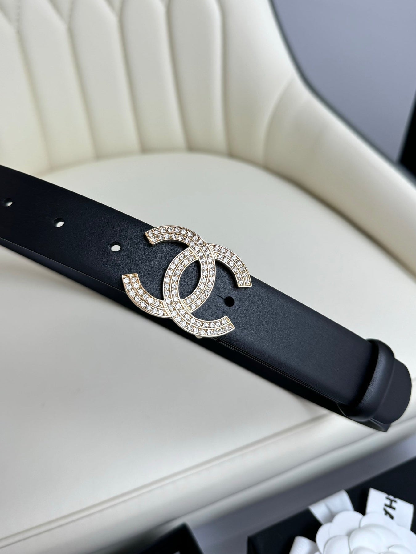 CC BELT 30MM IN BLACK SMOOTH CALFSKIN GOLD HARDWARE ATTACH RHINSTONES