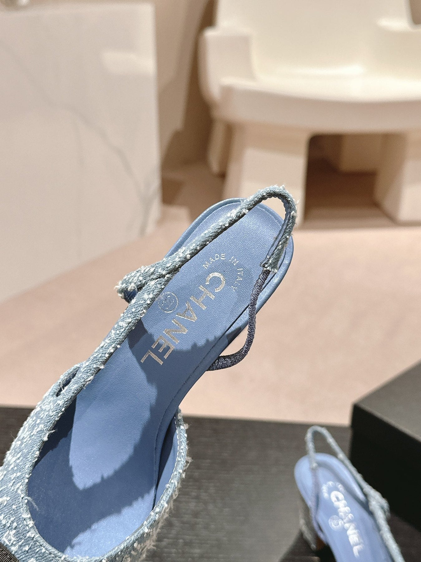 HIGH SLINGBACKS IN LIGHT BLUE DENIM AND BLACK SATIN