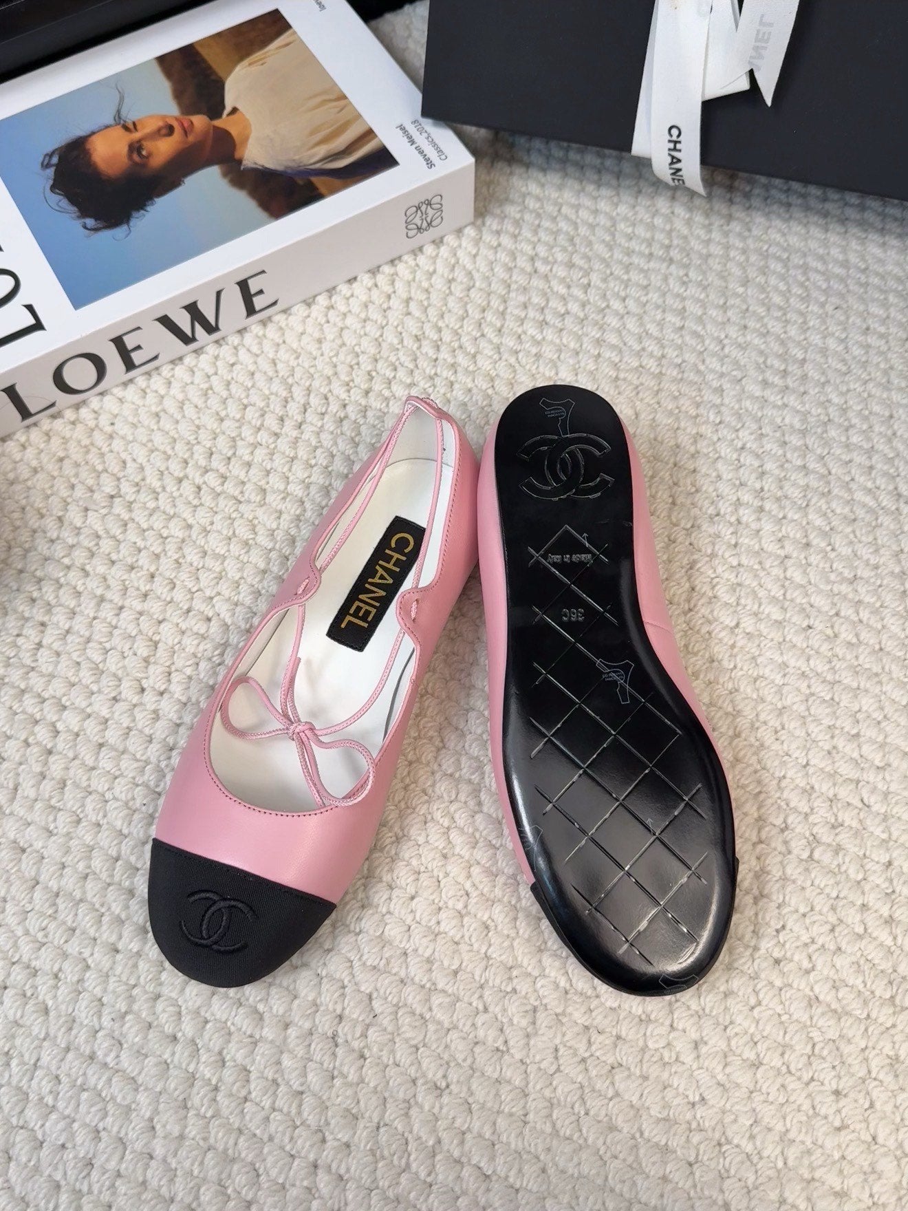 FLAT MARY JANE PUMPS IN BABY PINK LAMBSKIN MIX BLACK FABRIC