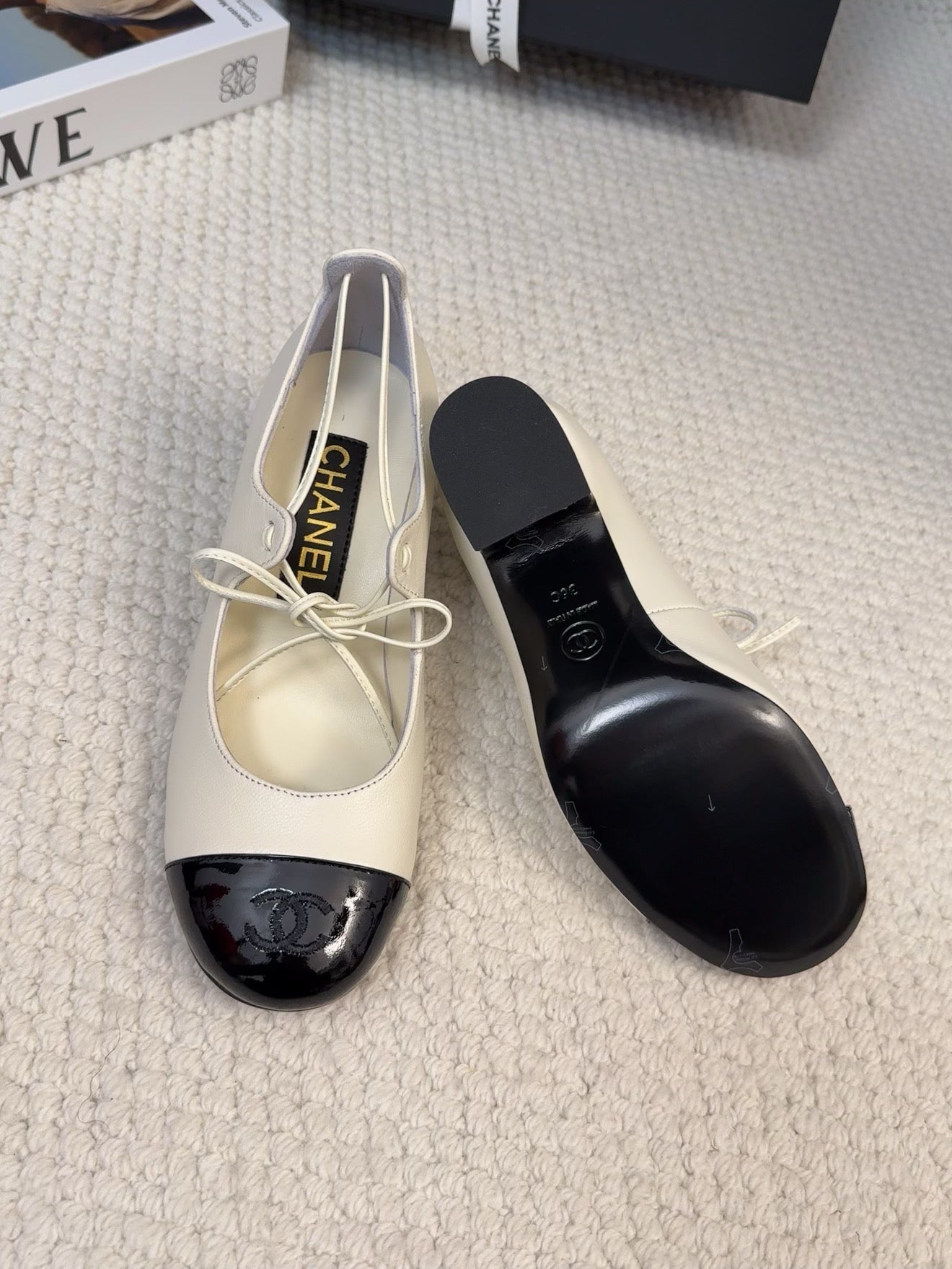 MARY JANE PUMPS 55 MM IN WHITE MIX BLACK LAMBSKIN