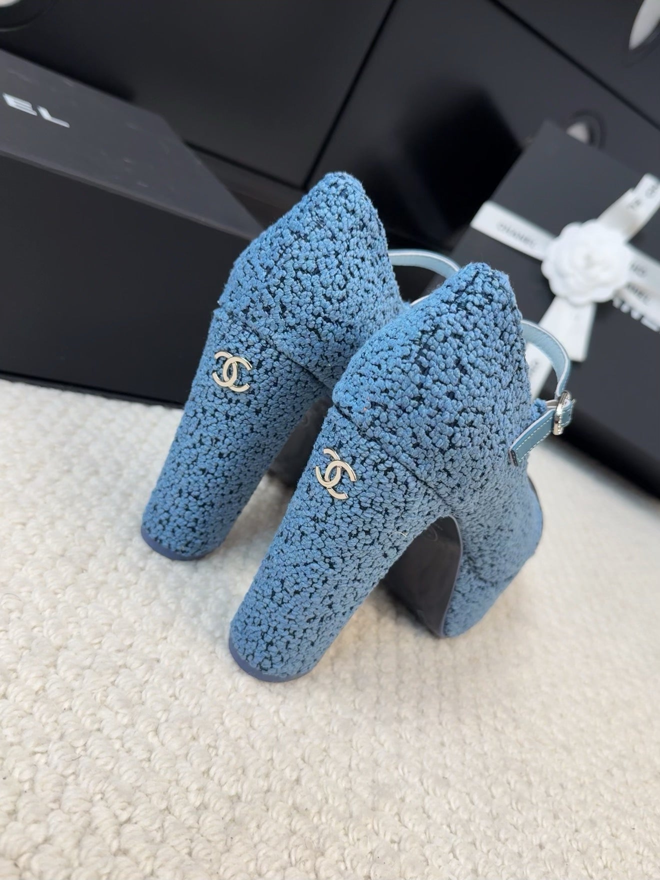 FLATFORM SANDAL IN AEGEAN BLUE TWEED AND BLACK FABRIC