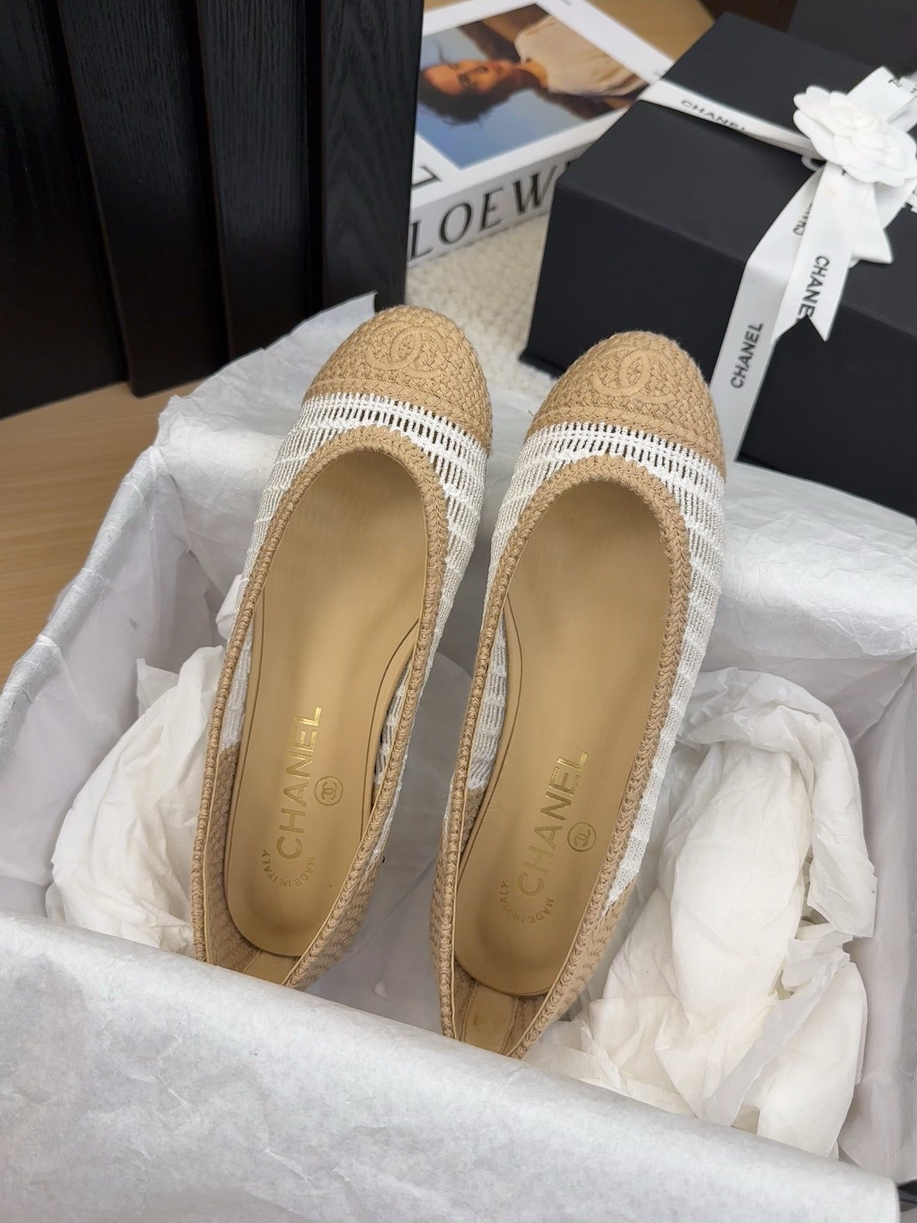 BALLERINAS IN WHITE MIX PEANUT BROWN RAFFIA