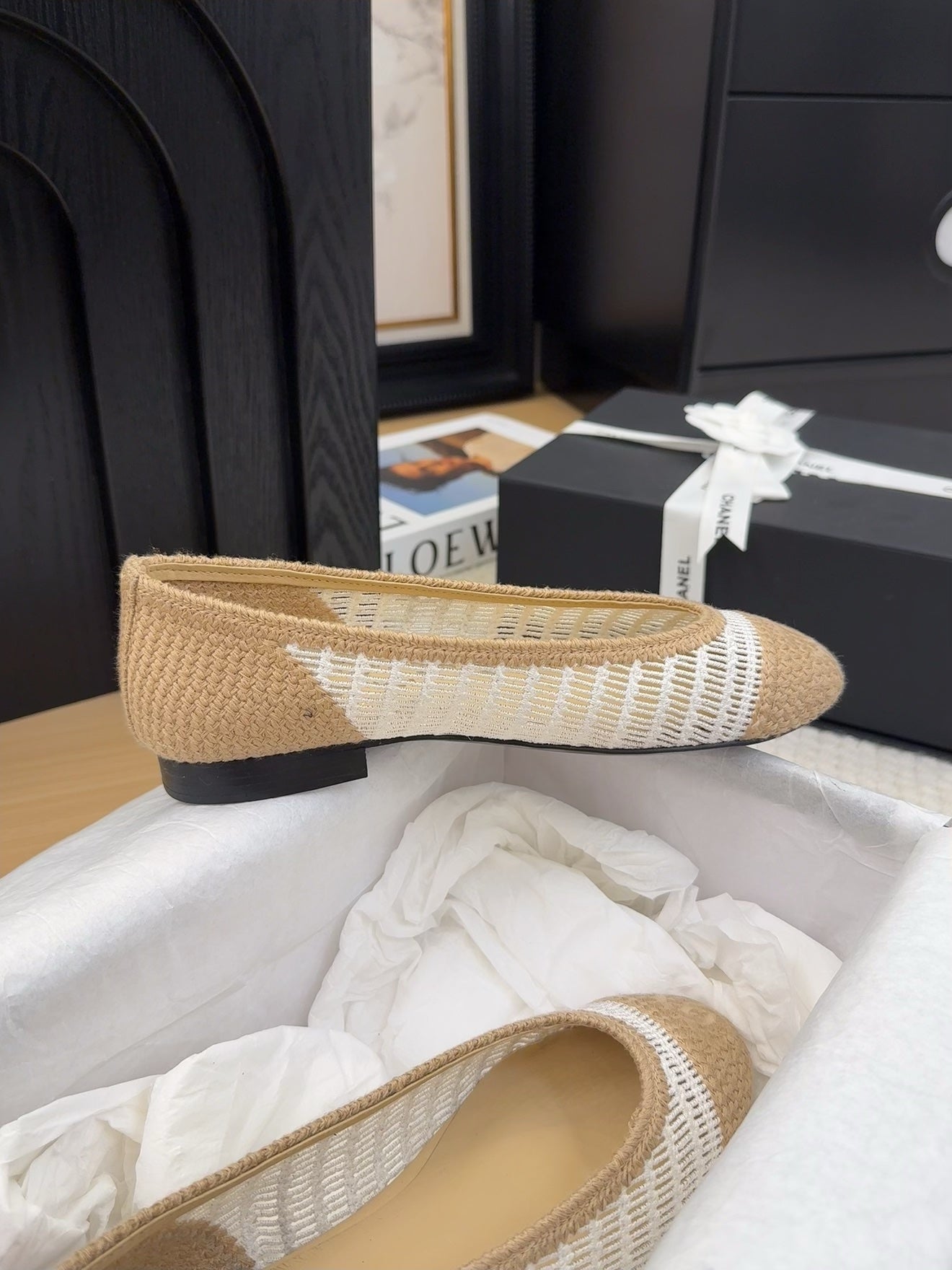 BALLERINAS IN WHITE MIX PEANUT BROWN RAFFIA