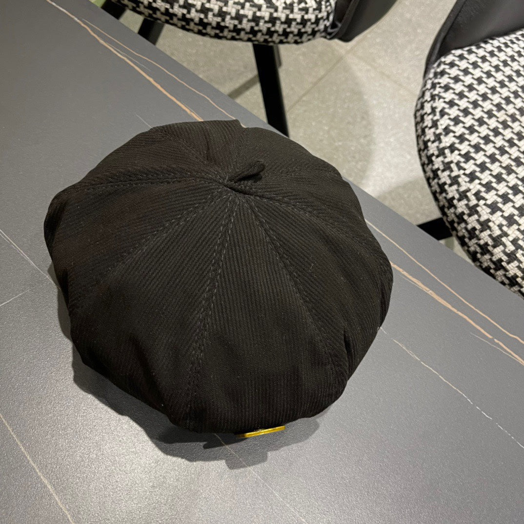 BERET HAT IN BLACK CORDUROY 429844