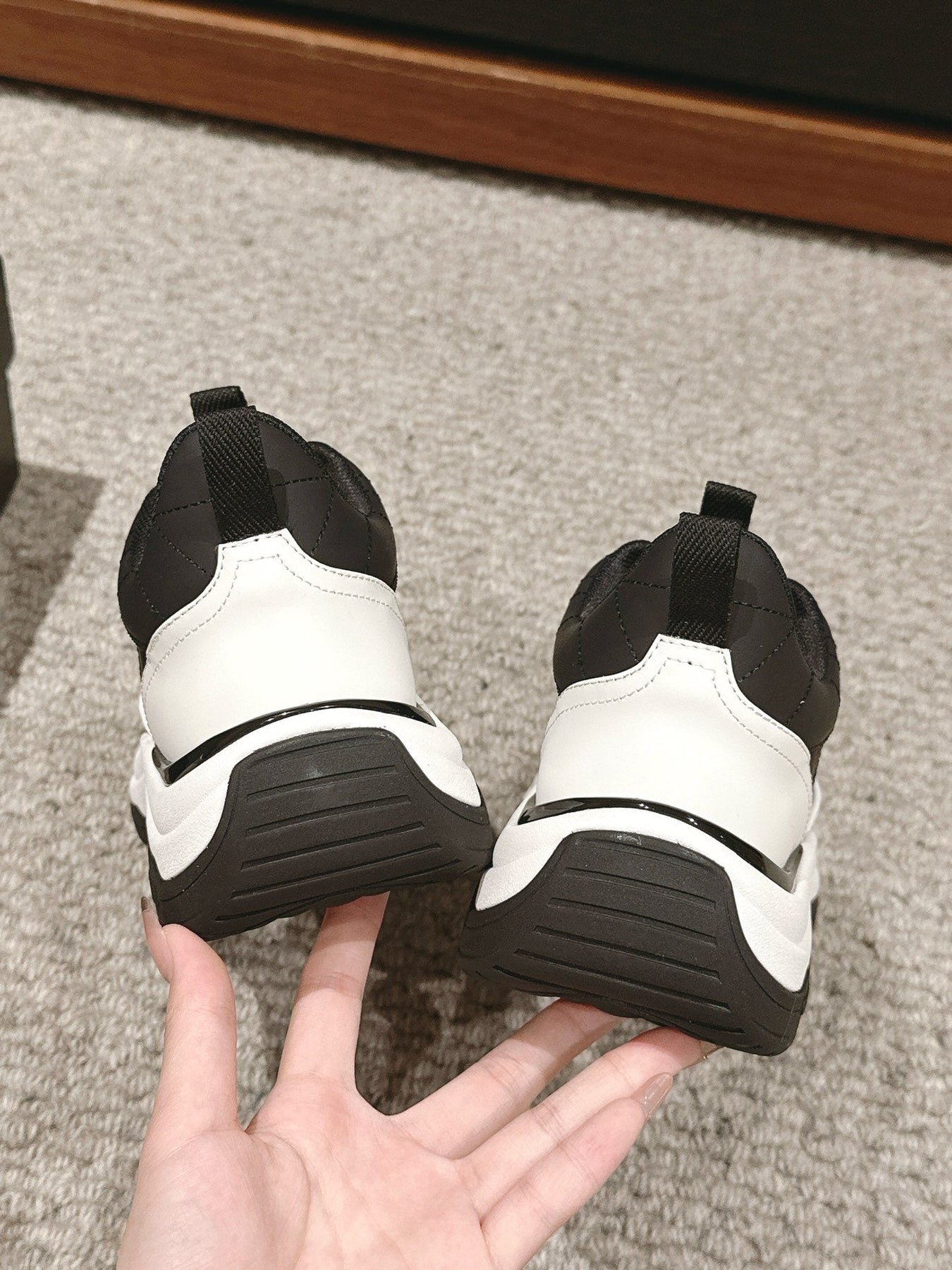 CC CLASSIC SNEAKER IN BLACK MIX WHITE LAMBSKIN