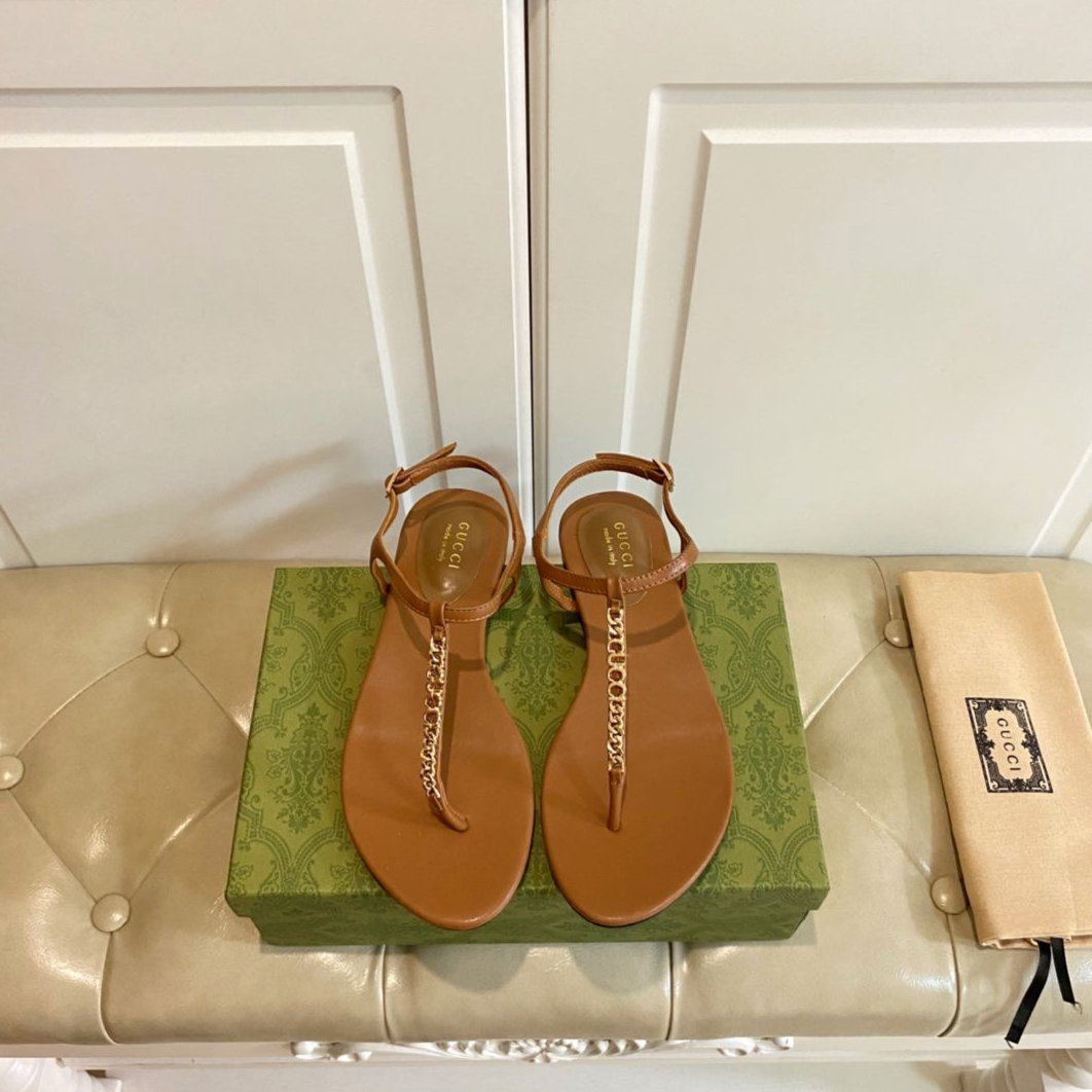 GG SIGNORINA THONG SANDALS IN BRONZE BROWN SHEEPSKIN