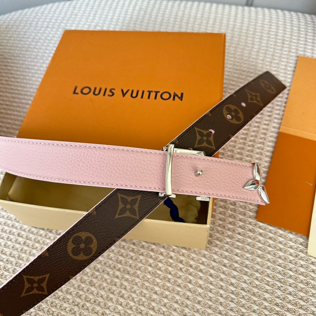 PRETTY LV 30MM REVERSIBLE BELT IN LIGHT PINK CALFSKIN SILVER HARDWARE