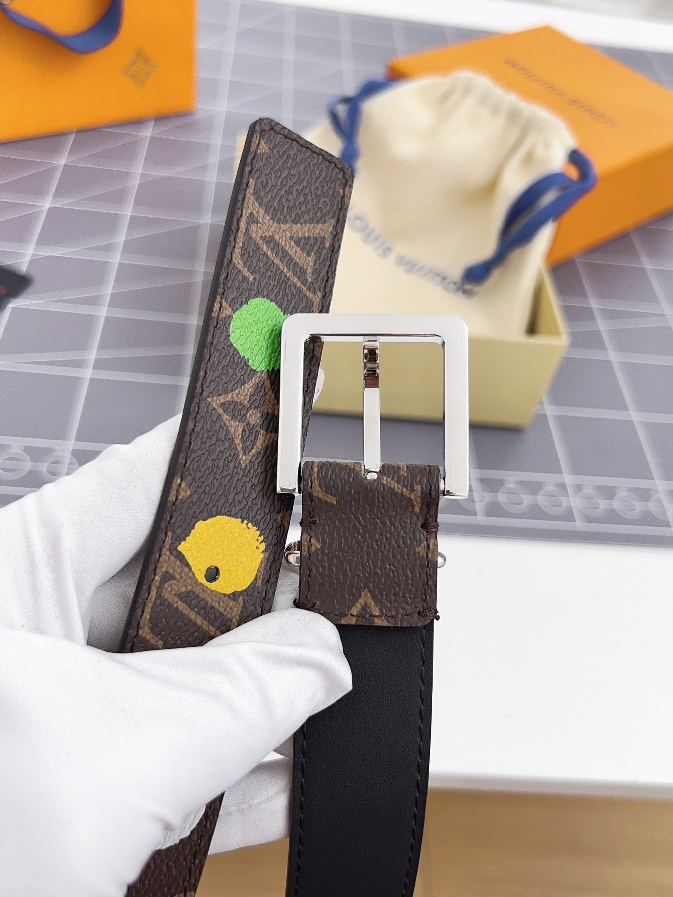 LV BLOOM 30 MM IN COLORFUL MONOGRAM CALFSKIN SILVER HARDWARE