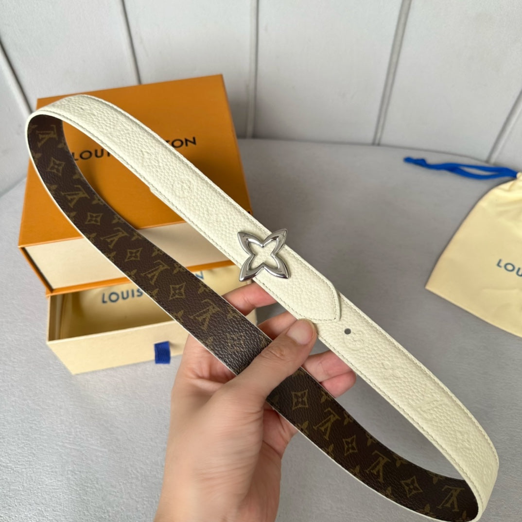 LV MINI FLOWERGRAM 30MM REVERSIBLE BELT IN WHITE EMBOSSED CALFSKIN SILVER HARDWARE