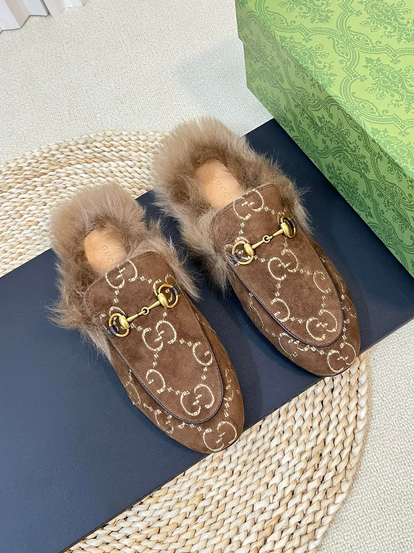 HORSEBIT MULE IN COCOA BROWN MONOGRAM VELVET AND LAMB WOOL LINING