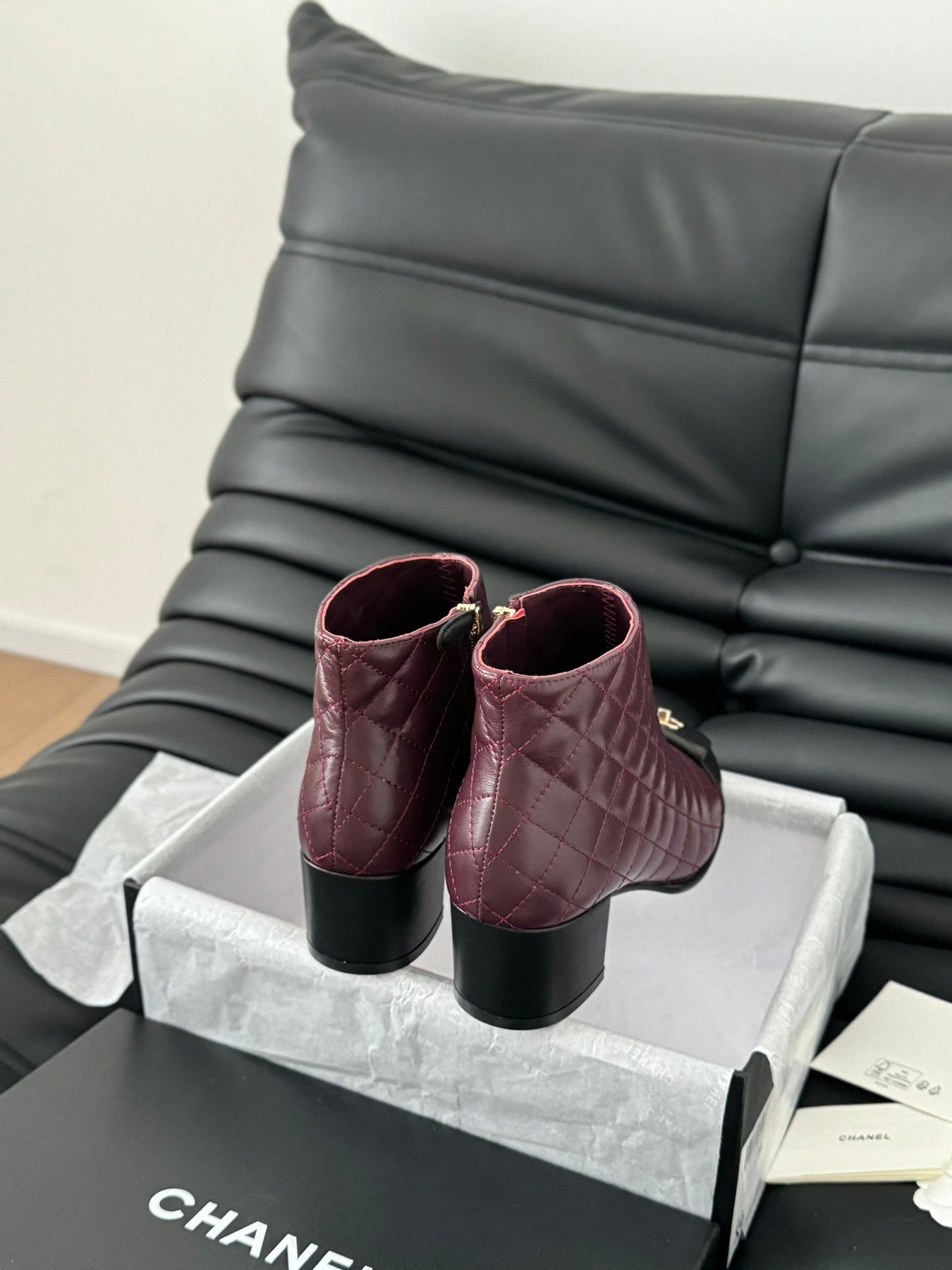 CC BALLET SHORT BOOTS 65 MM IN SANGRIA PURPLE MIX BLACK QUILTED PATTERN LAMBSKIN