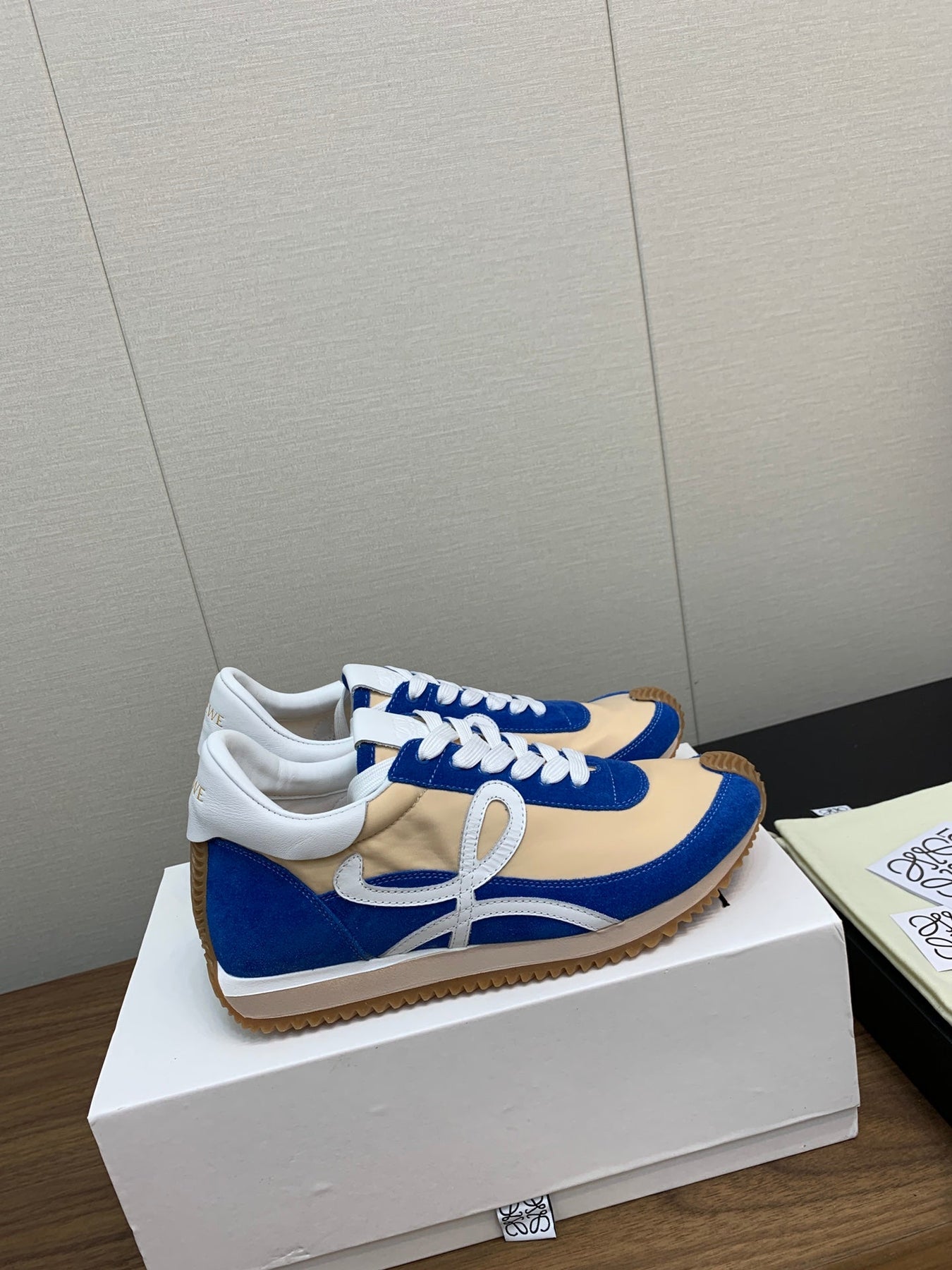 LW FLOW RUNNER SNEAKER COBALT-BEIGE SUEDE