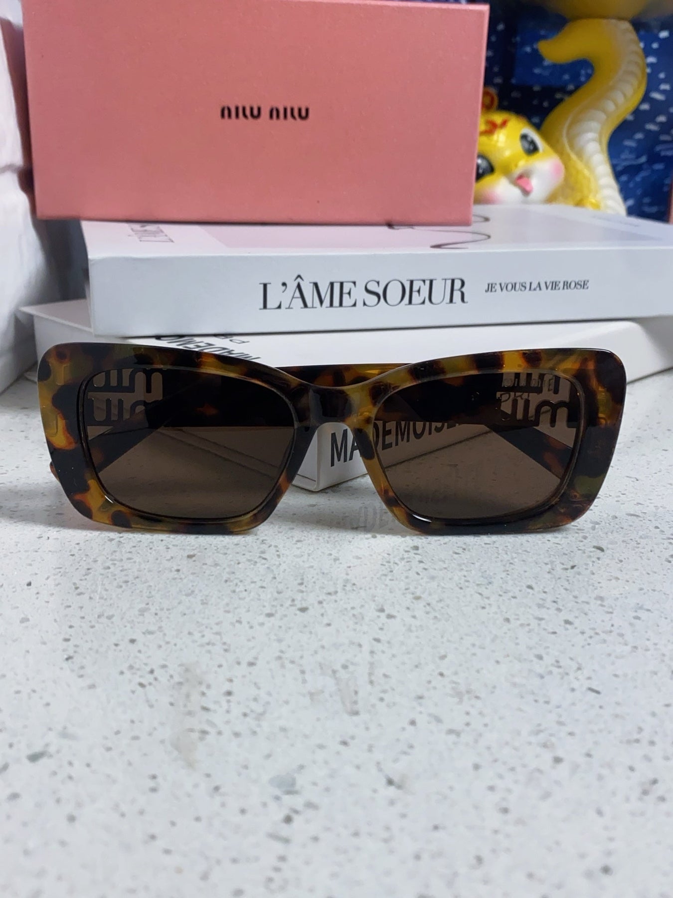 GLIMPSE SUNGLASSES 558347 IN HAVANA ACETATE GOLD EMBOSSED LOGO