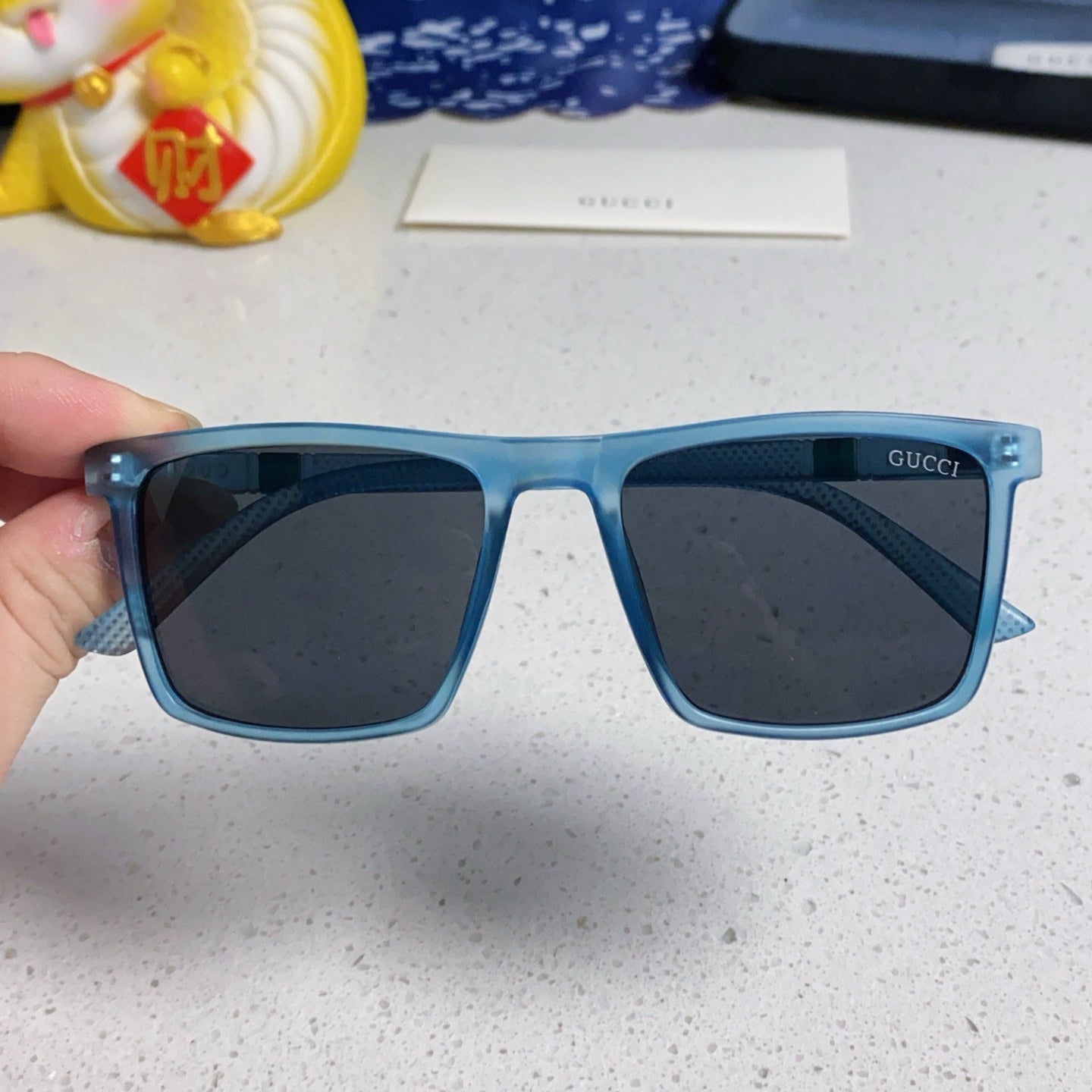 RECTANGULAR FRAME SUNGLASSES  563258 IN ACETATE