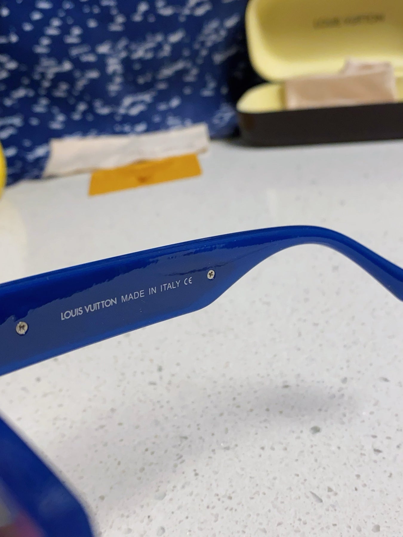 CAT EYE SUNGLASSES 576883 IN BLUE AND GOLD ACETATE