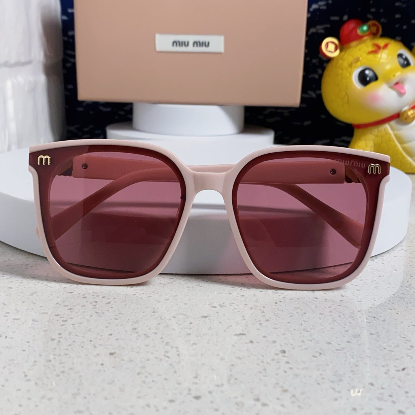 GLIMPSE SQUARE SUNGLASSES 554611 IN LIGHT PINK ACETATE