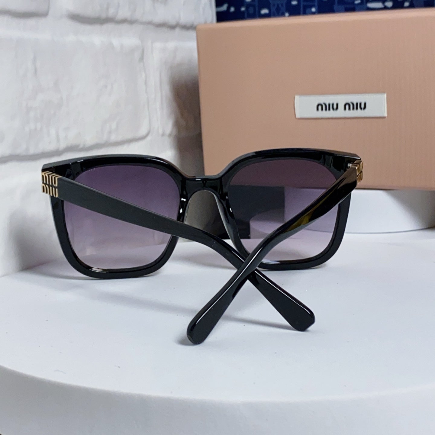 GLIMPSE SQUARE SUNGLASSES 554616 IN BLACK ACETATE GREY SMOKE LENS