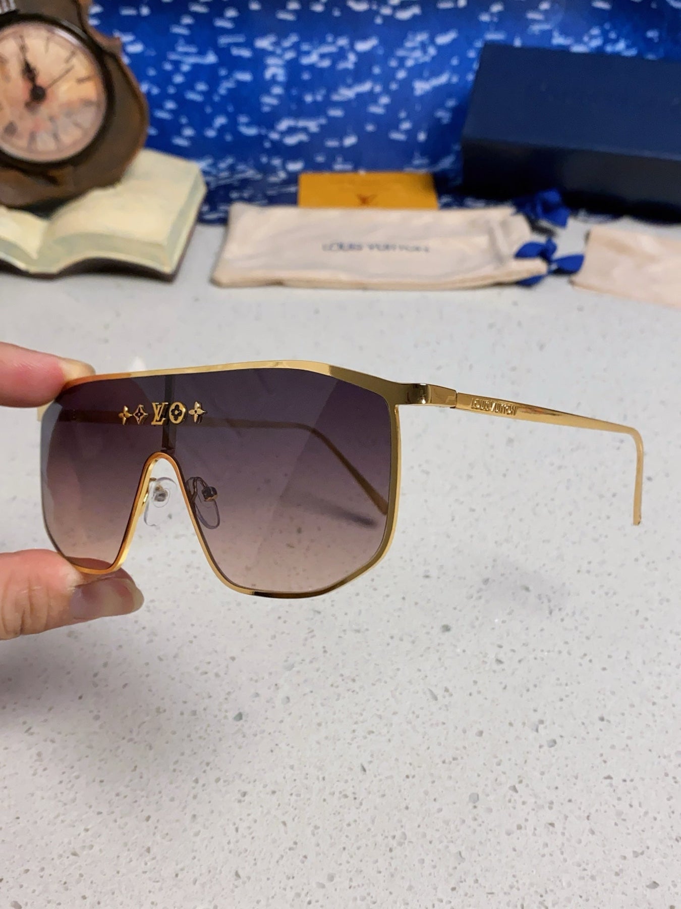 GOLDEN MASK SUNGLASSES 582732 IN GOLD METAL DARK GREY SMOKE LENSES