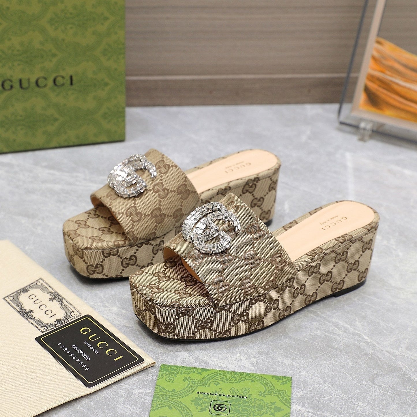 HIGH WEDGE PLATFORM WITH DOUBLE G IN CAMEL BEIGE CANVAS