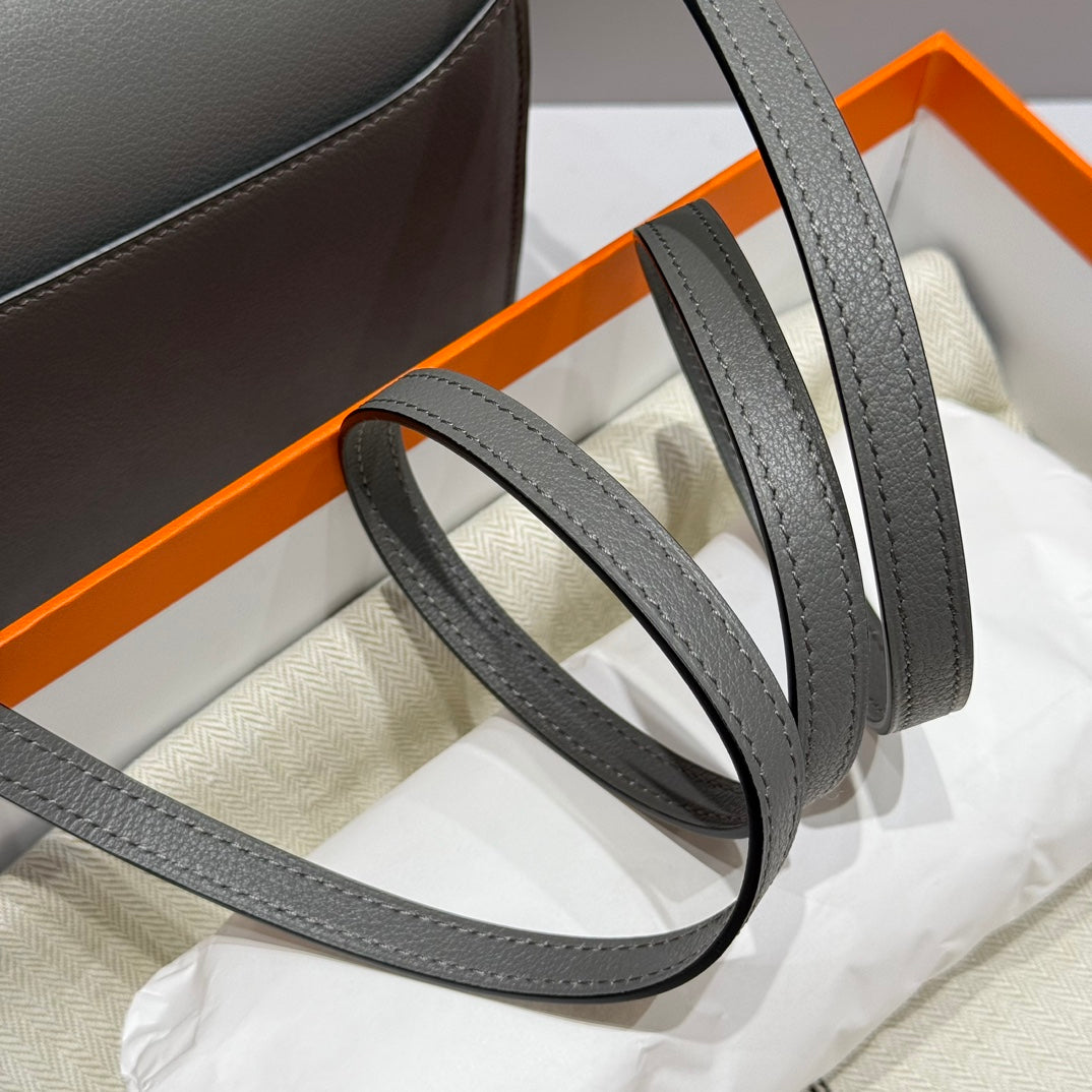 HM ROULIS 18 MINI BAG IN DARK GREY CALFSKIN GOLD-TONE HARDWARE