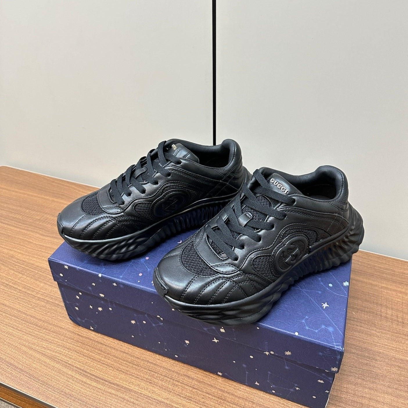 GG Ripple Leather Sneakers Black