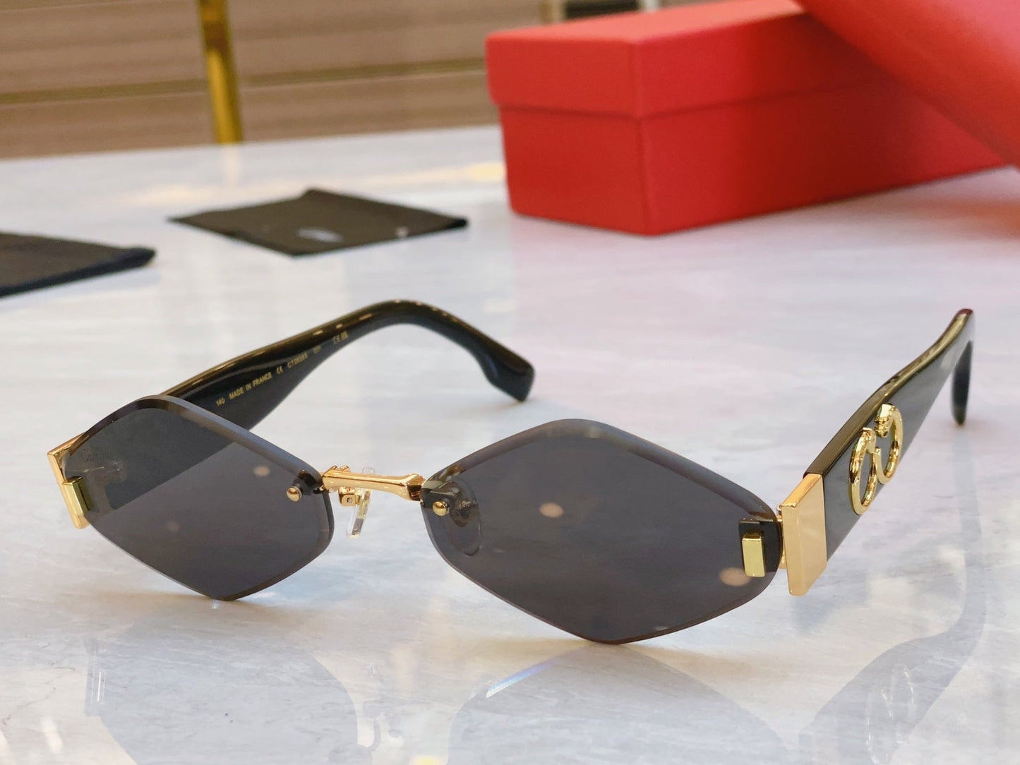 PANTHÈRE RHOMBUS FRAME SUNGLASSES CT00638S IN METAL AND ACETATE