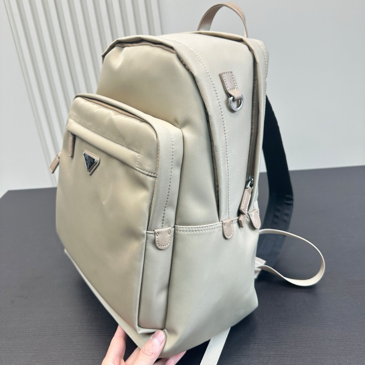 FRONT ZIP POCKET BACKPACK 40 IN BEIGE RE-NYLON
