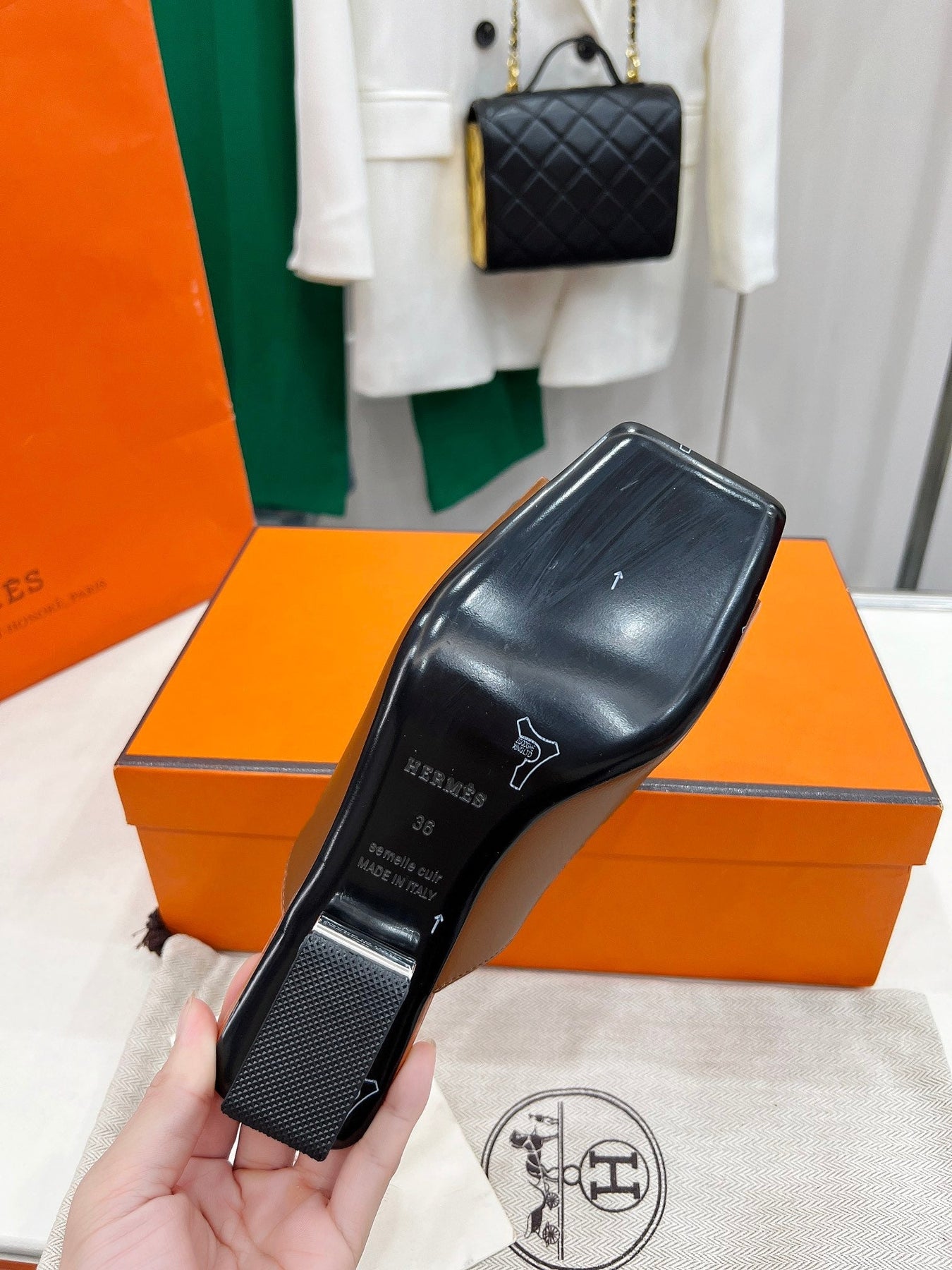 IDOLE SANDAL IN BRONZE BROWN CALFSKIN