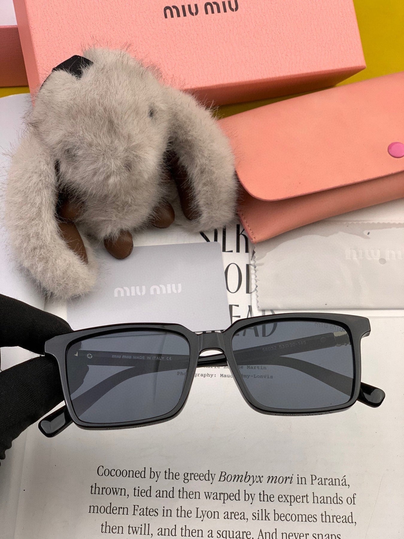 GLIMPSE SQUARE SUNGLASSES 555823 IN BLACK ACETATE