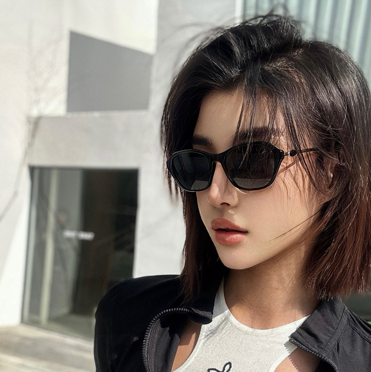 OVAL FRAME SUNGLASSES G4906 IN ACETATE AND METAL