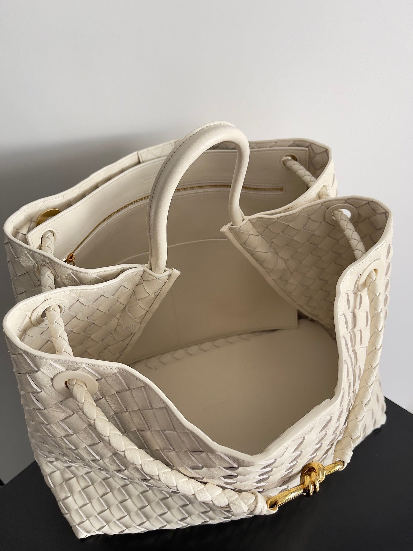 LARGE HANDLE BAG ANDIAMO 45 IN OFF WHITE LAMBSKIN