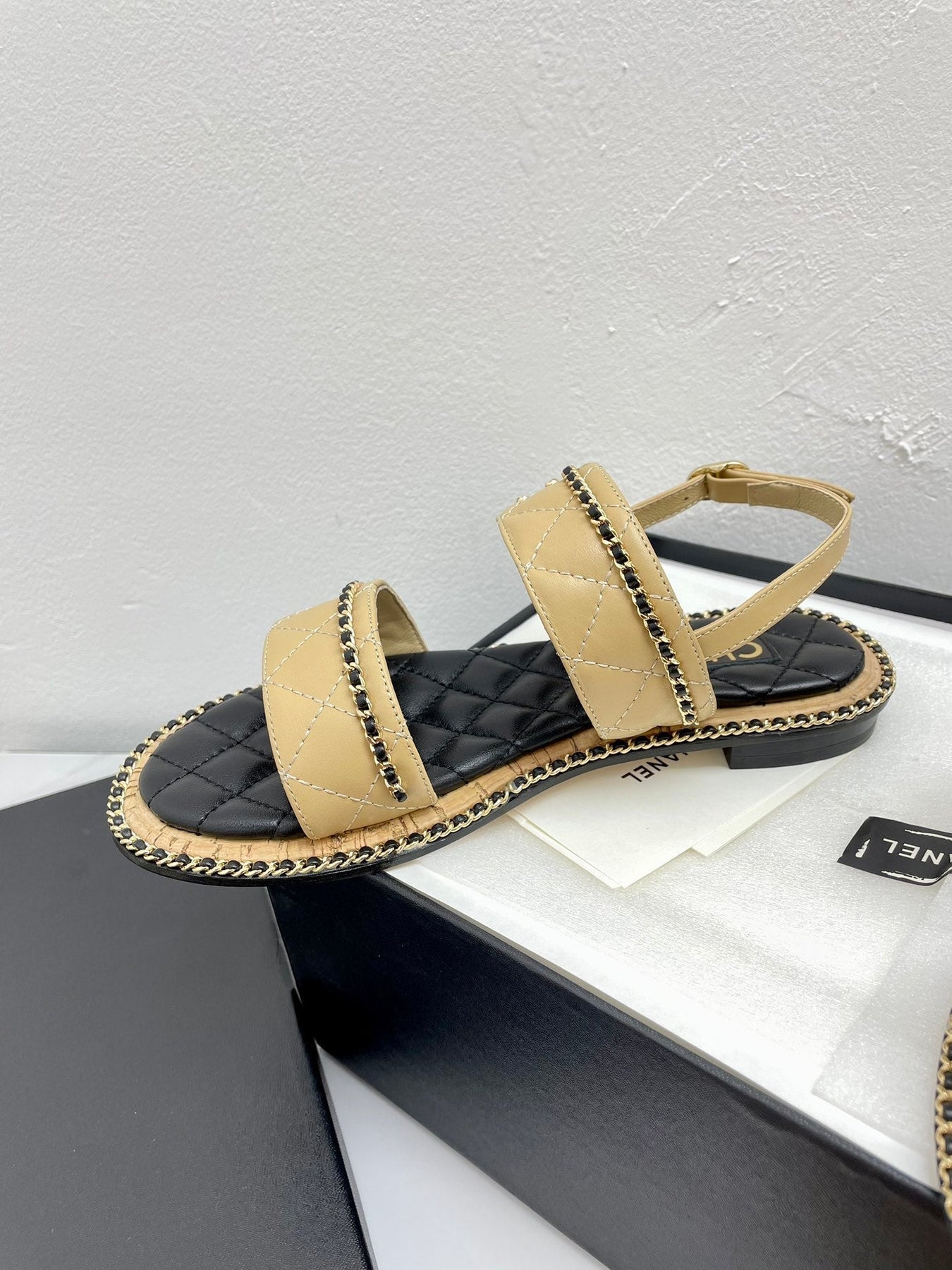 DOUBLE STRAPS SANDALS IN YELLOW CREAM LAMBSKIN