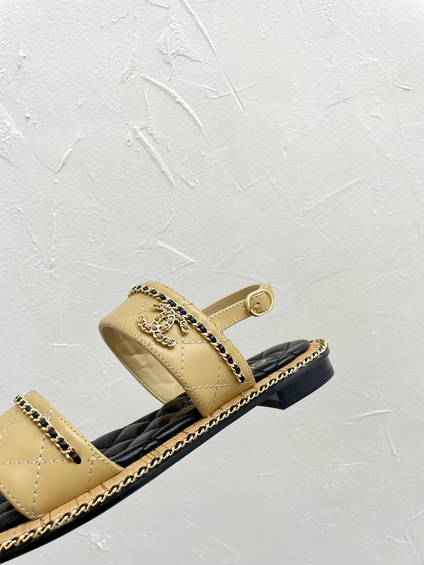 DOUBLE STRAPS SANDALS IN YELLOW CREAM LAMBSKIN