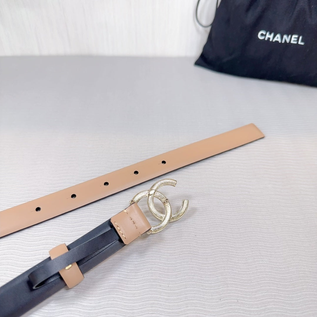 CC BELT 20 MM IN DESERT SAND SMOOTH CALFSKIN GOLD HARDWARE ATTACH RHINSTONE