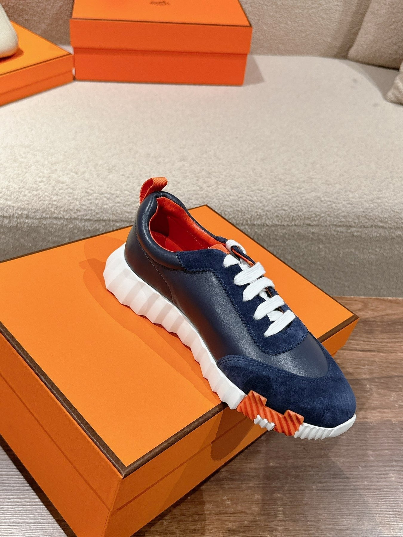 MAINLAND SNEAKER IN NAVY BLUE SUEDE AND CALFSKIN 959294