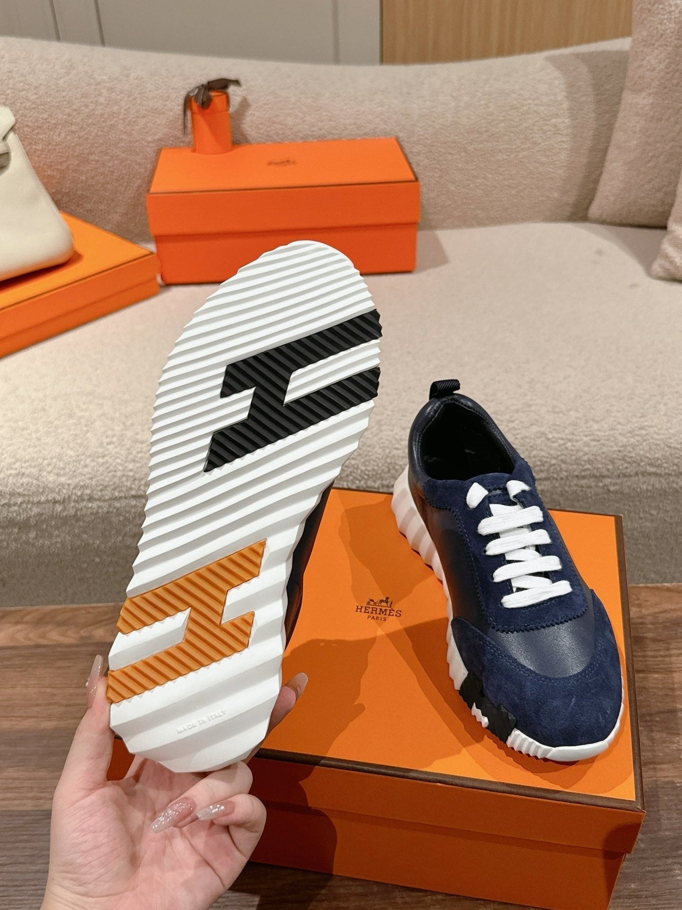 MAINLAND SNEAKER IN NAVY BLUE SUEDE AND CALFSKIN 959296