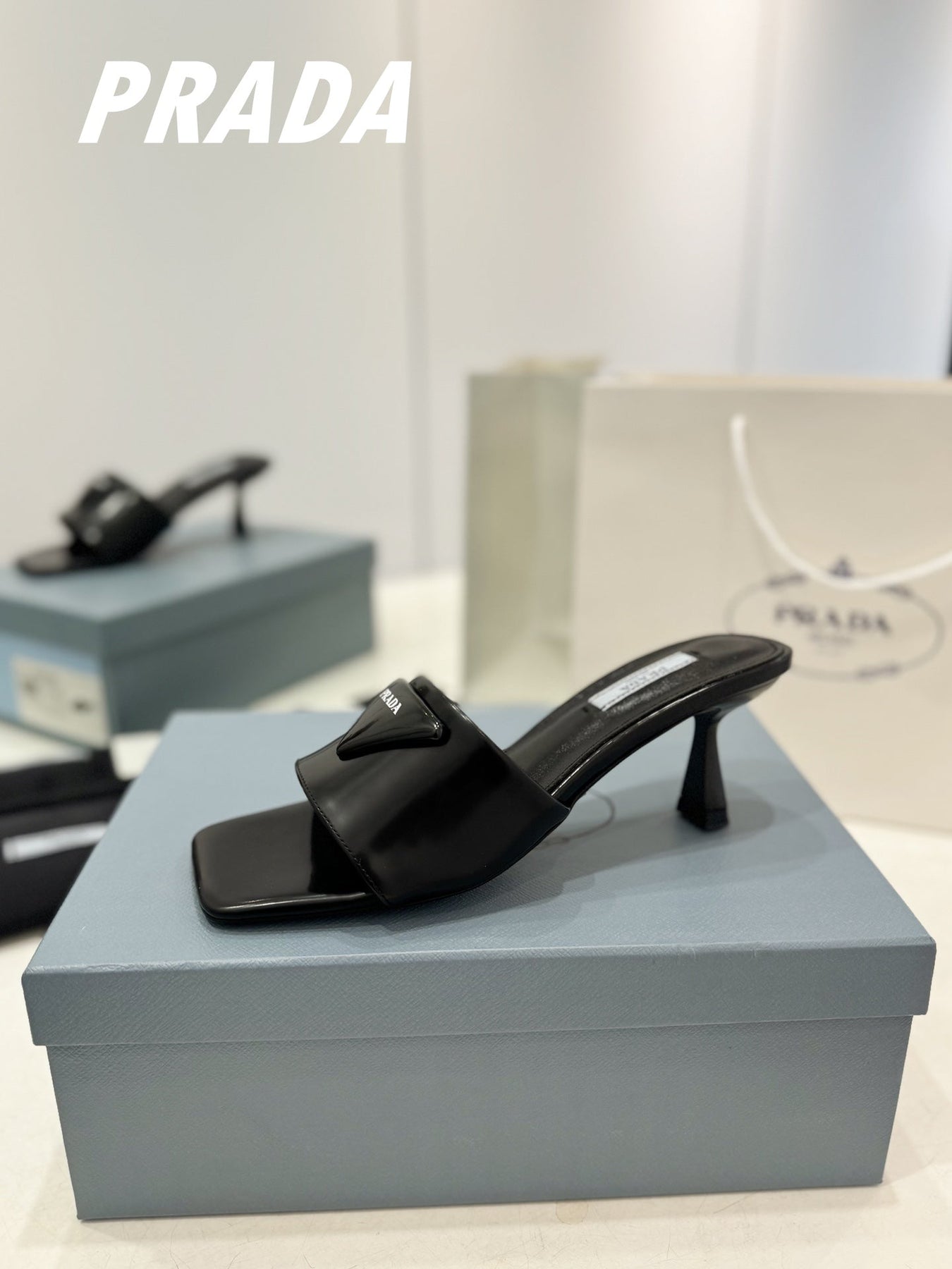 PRA BRUSHED LEATHER HEELED SLIDES BLACK