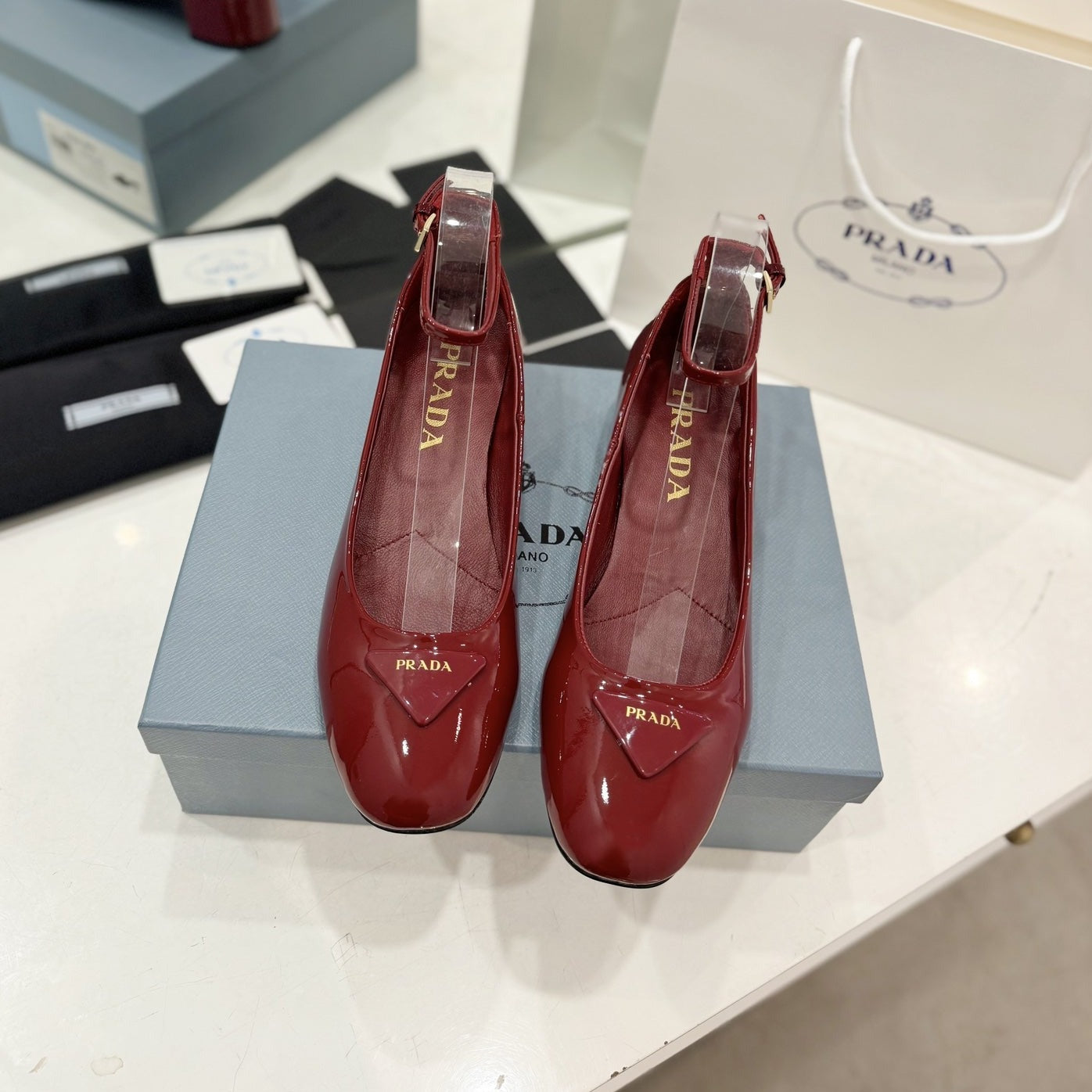 PRA NAPPA MARY JANE PUMPS JAM LAMBSKIN