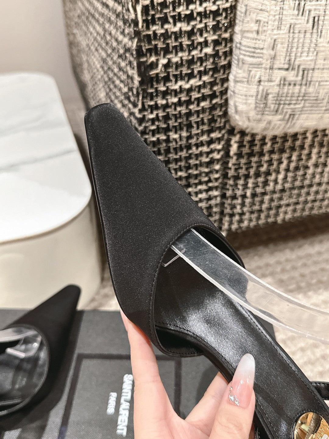 HIGH-HEELED SLINGBACKS SANDAL 7 CM IN BLACK SILK