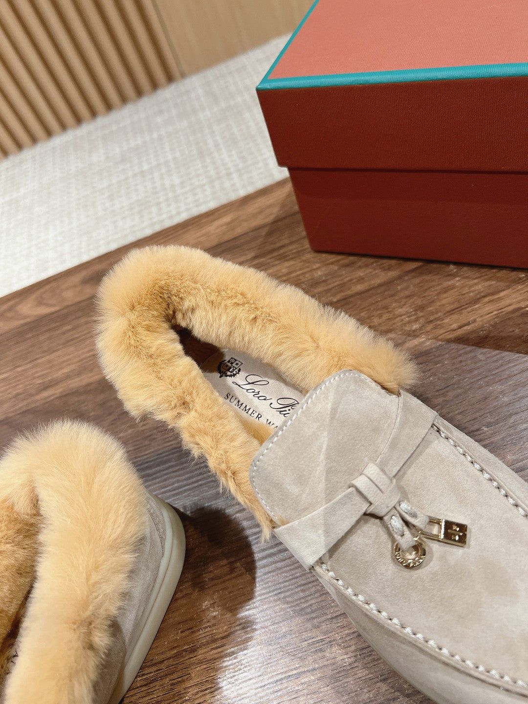 LP SUMMER CHARMS WALK LOAFERS TORTILLA FLEECE