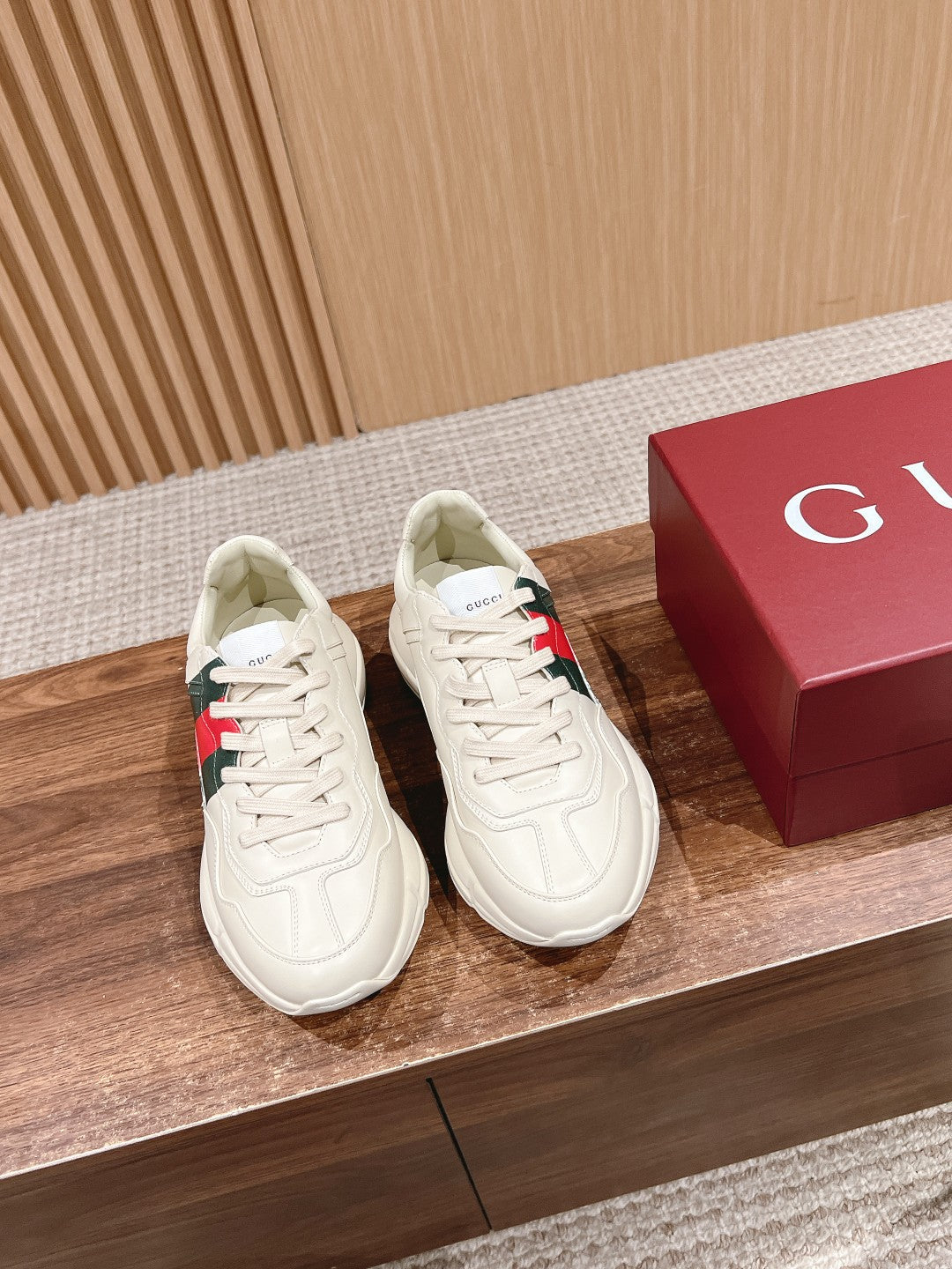 GG RHYTON TRAINER WHITE CALFSKIN WITH WEB LOGO