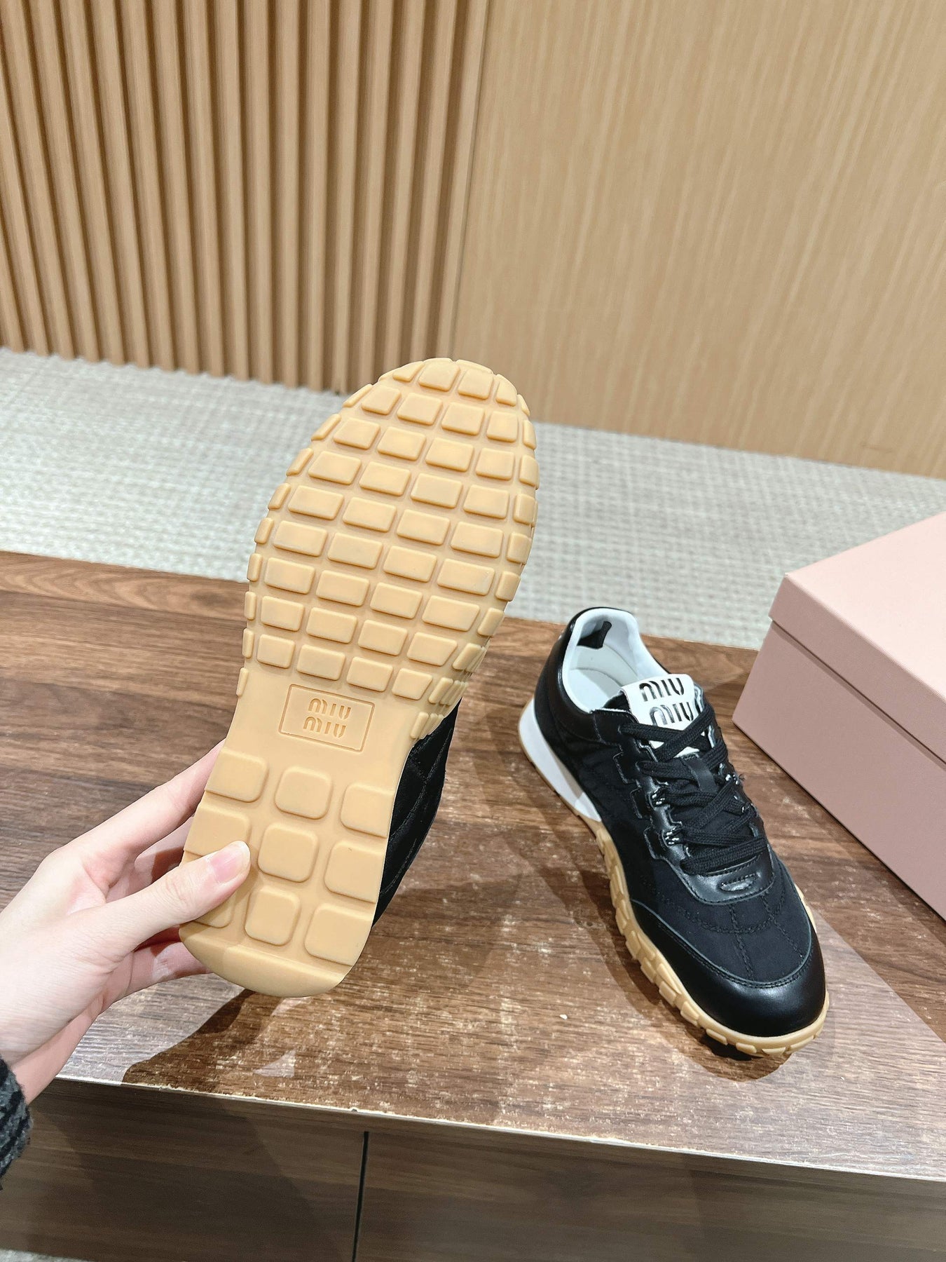 RUNNING SNEAKERS IN BLACK LAMBSKIN AND FABRIC ANTI-SLIP RUBBER SOLE