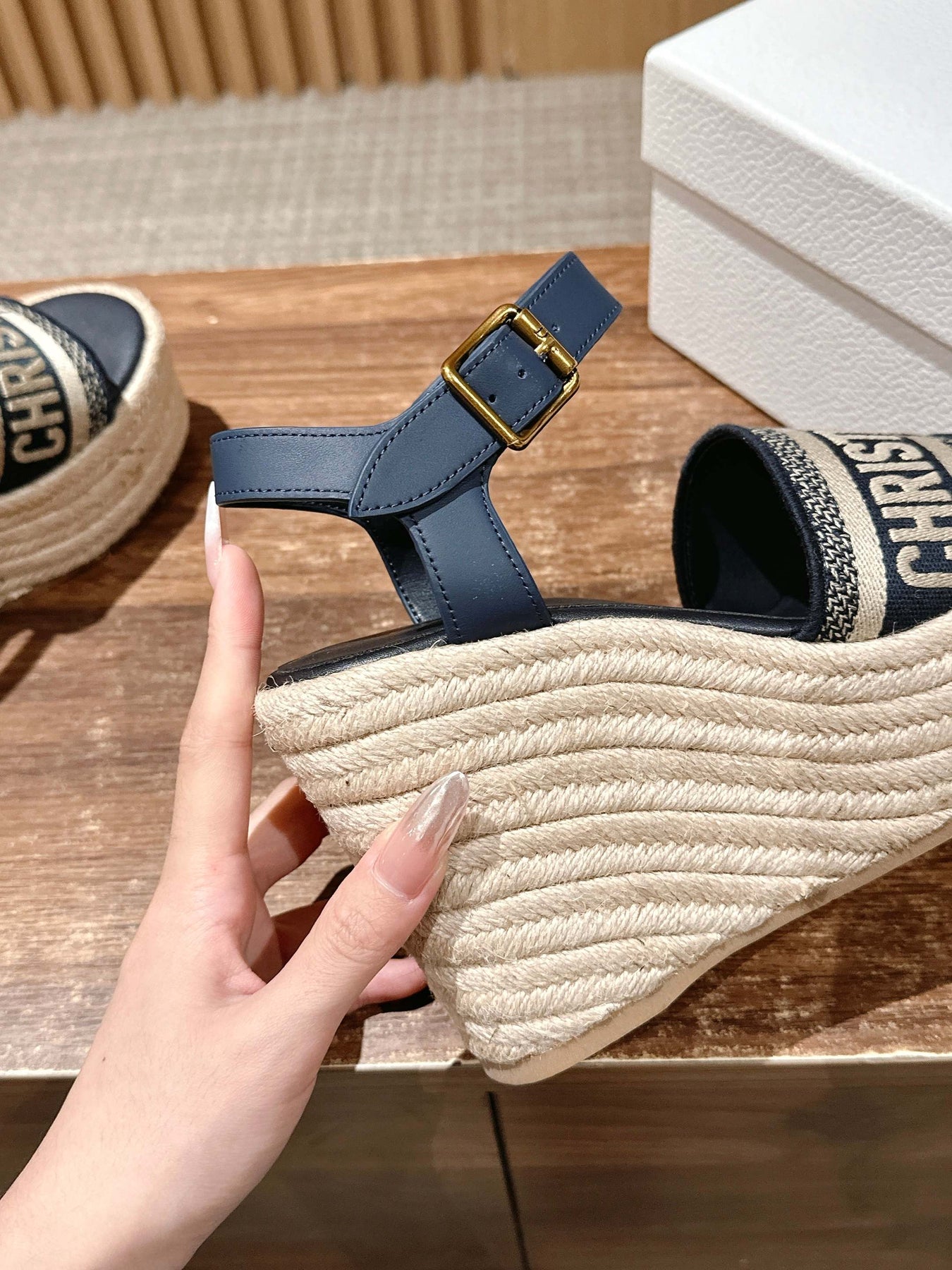 DWAY WEDGE SANDAL IN DEEP BLUE EMBROIDERED COTTON RAFFIA SOLE